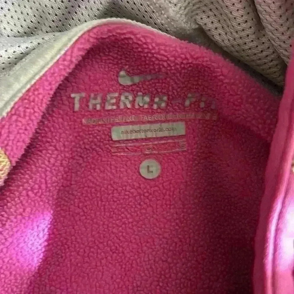 Nike Pink and Neon Green Size Large Therma Fit Hoodies Thumb Holes - Picture 5 of 6